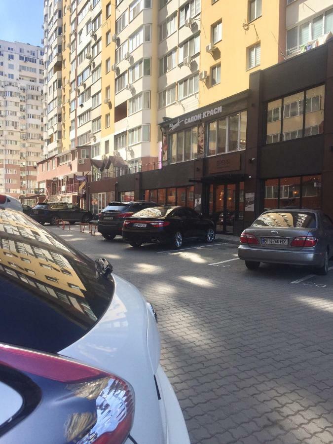 Квартира В Жилом Комплексе Левитана,Массив Радужный Odessa Exterior foto